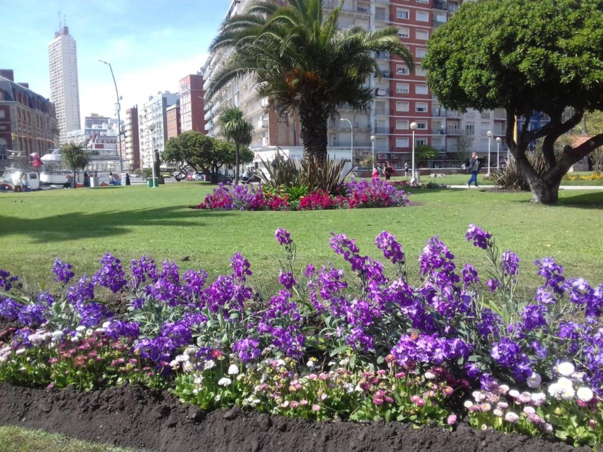 Departamento En Plaza Colon, 200 Mts De La Playa Apartment Mar del Plata Luaran gambar